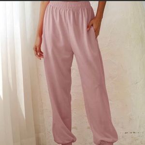 *2 for $10* Light pink joggers sweatpants